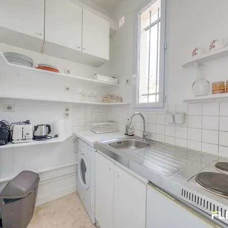 Equipped 1br Near Montparnasse 14e Paris